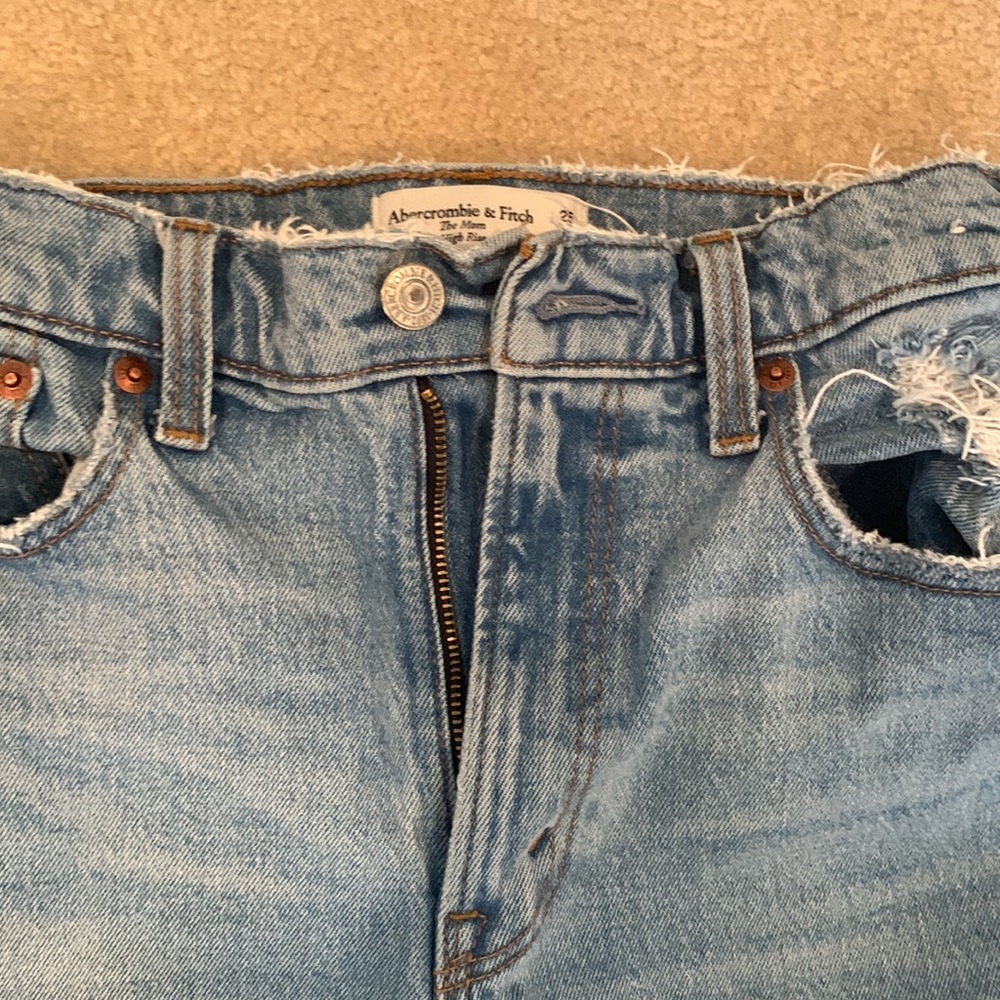 Abercrombie the mom high rise jeans size 25 - Picture 2 of 4